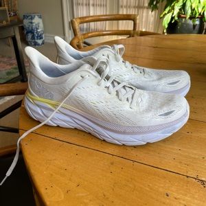 Hoka Clifton 8 running shoes